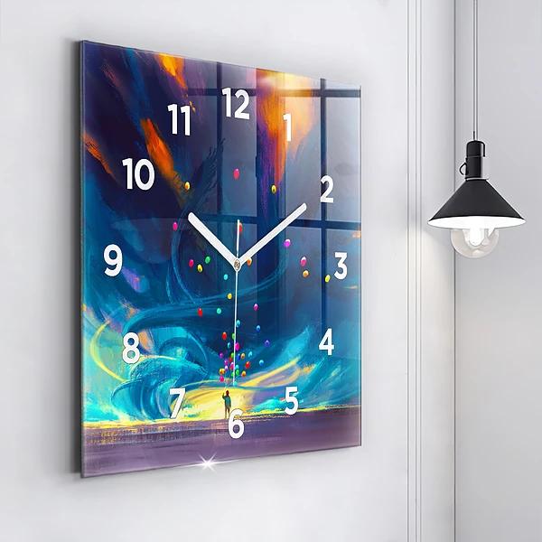 Wanduhr quadratisch mit motiv Kind und Luftballons