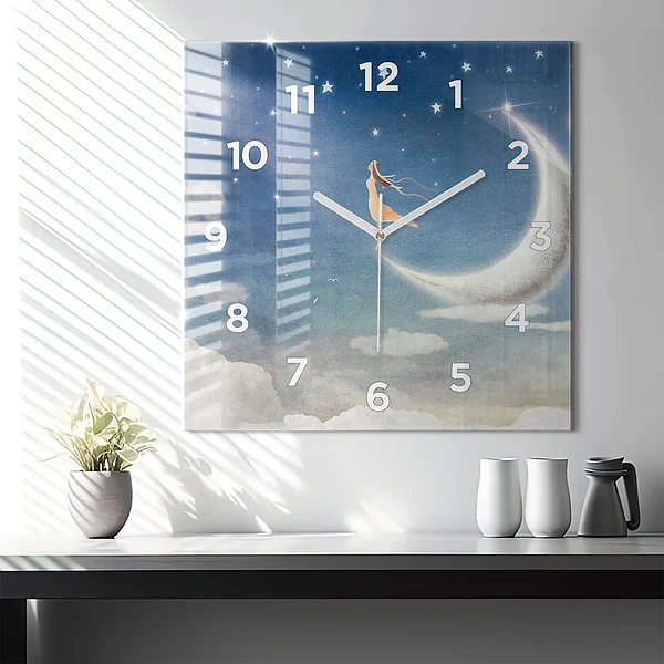 Wanduhr quadratisch Mädchen auf dem Mond