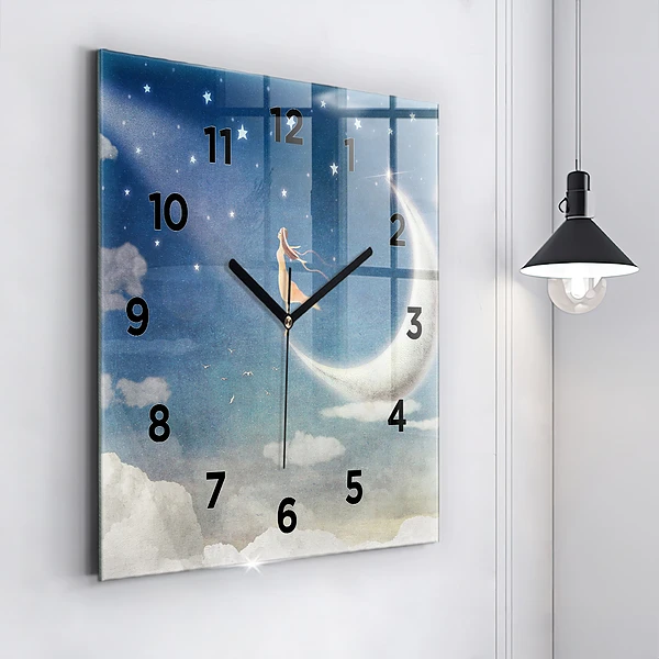 Wanduhr quadratisch Mädchen auf dem Mond