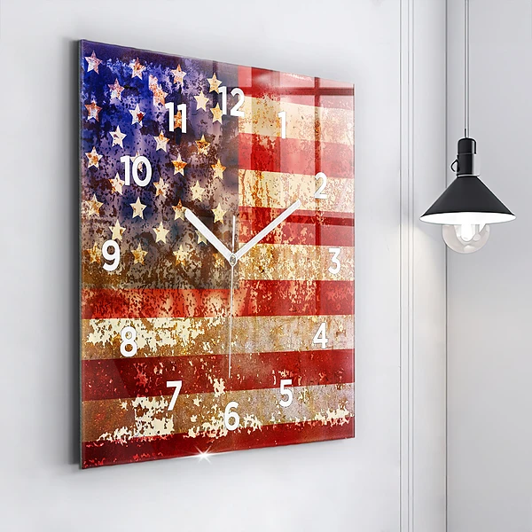 Wanduhr modern quadratisch US-Flagge im Vintage-Stil