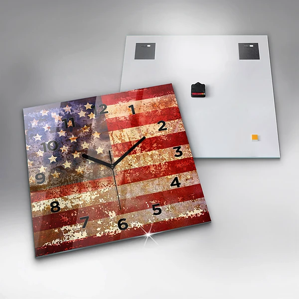 Wanduhr modern quadratisch US-Flagge im Vintage-Stil
