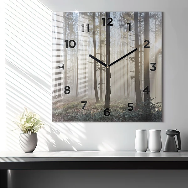 Wanduhr quadratisch Wald im Nebel
