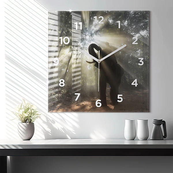 Wanduhr quadratisch Elefant im Dschungel
