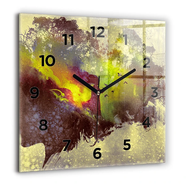 Wanduhr modern quadratisch Frau im Wald