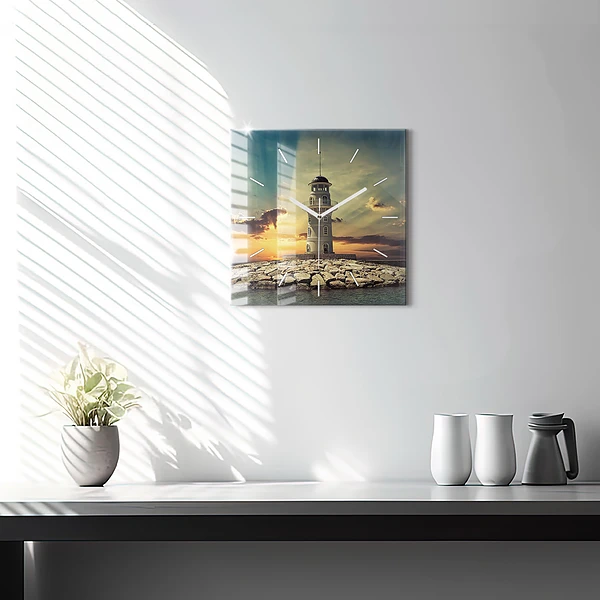 Wanduhr quadratisch Leuchtturm am Meer