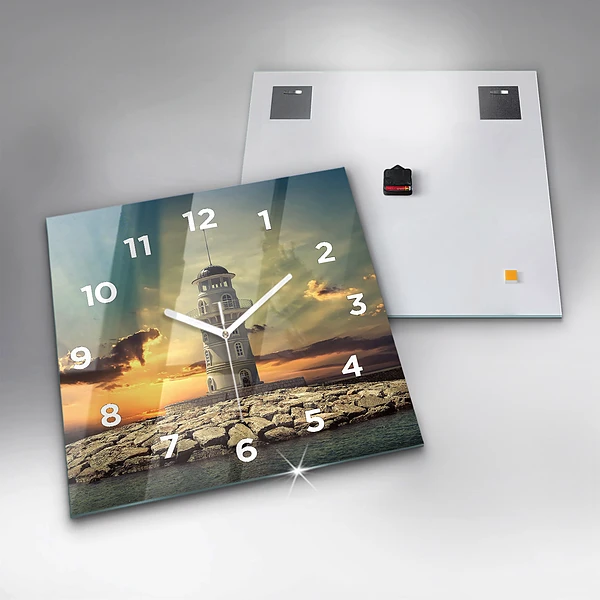 Wanduhr quadratisch Leuchtturm am Meer