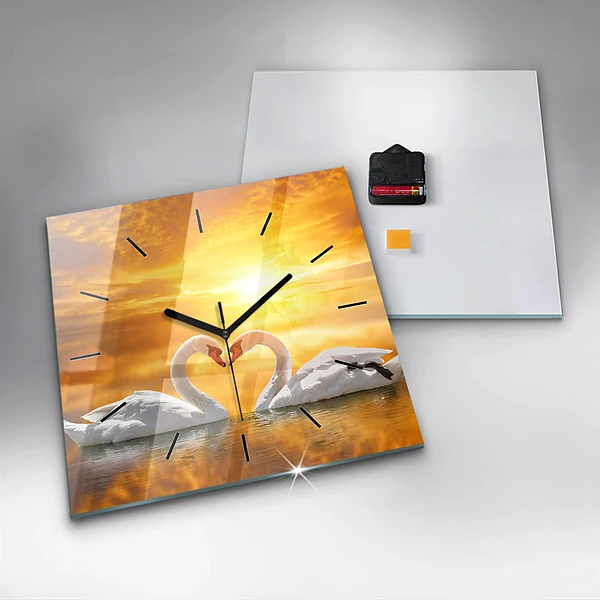 Wanduhr modern quadratisch Verliebte Schwäne