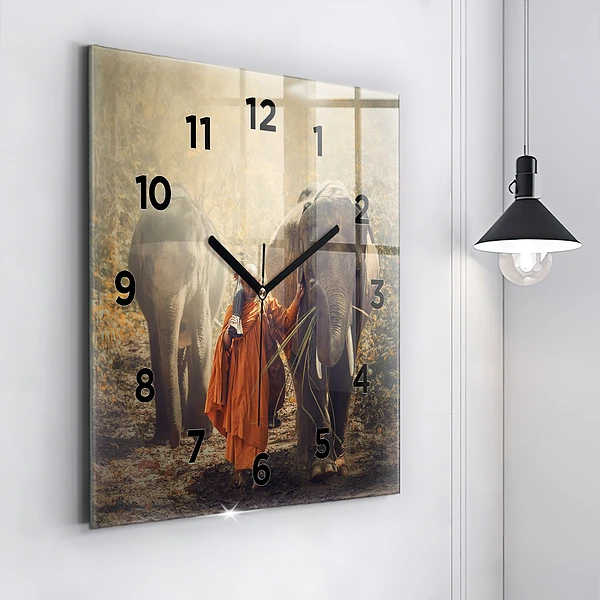 Wanduhr quadratisch Mönch führt Elefanten