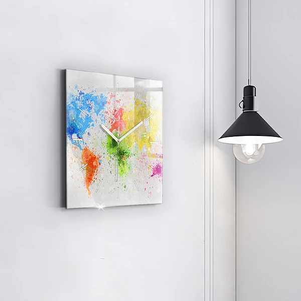 Wanduhr modern quadratisch Weltkarte auf Papier
