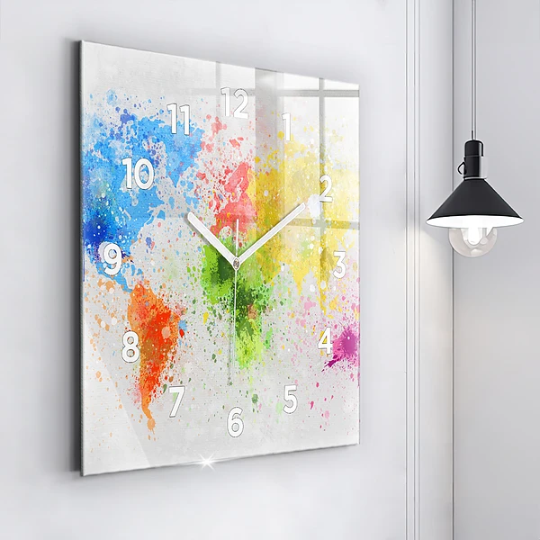 Wanduhr modern quadratisch Weltkarte auf Papier