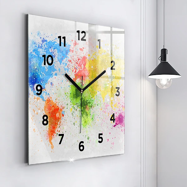 Wanduhr modern quadratisch Weltkarte auf Papier