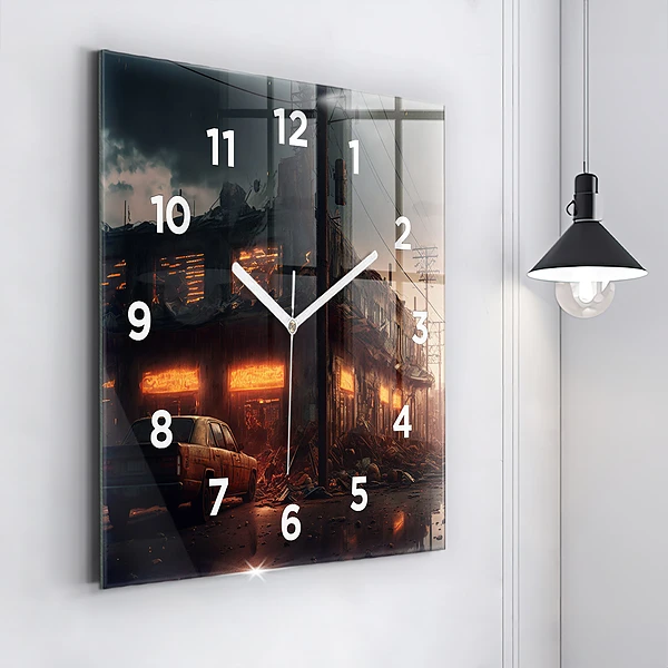 Wanduhr modern quadratisch Apokalyptisches Gebäude