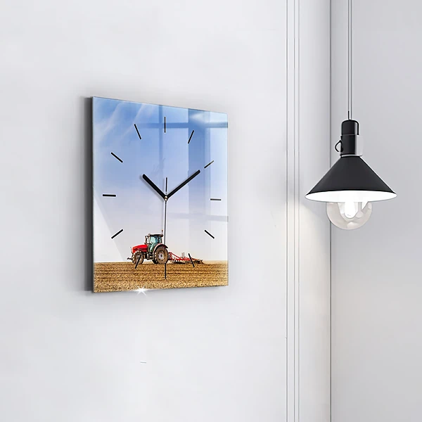 Wanduhr quadratisch Landwirt im Traktor