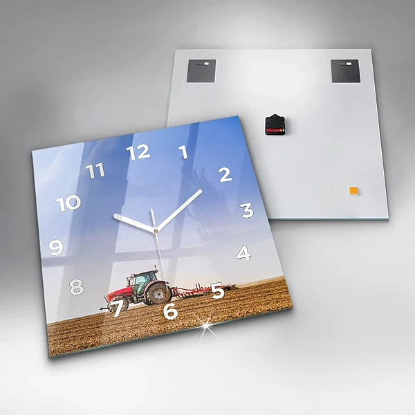 Wanduhr quadratisch Landwirt im Traktor