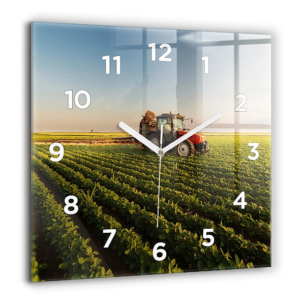 Wanduhr quadratisch mit motiv Traktor sprüht ein Feld