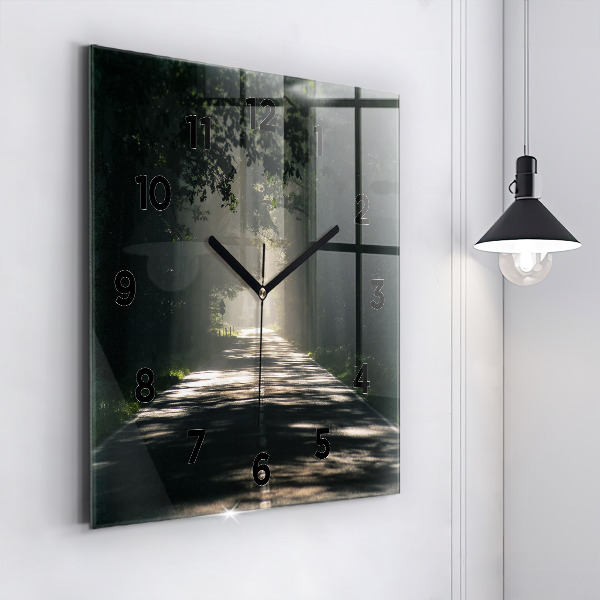 Wanduhr quadratisch mit motiv Waldweg und Sonnenschlieren