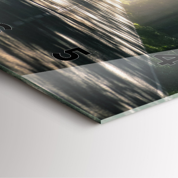 Wanduhr quadratisch mit motiv Waldweg und Sonnenschlieren