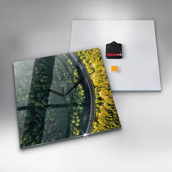 Wanduhr quadratisch mit motiv Wald aus der Vogelperspektive