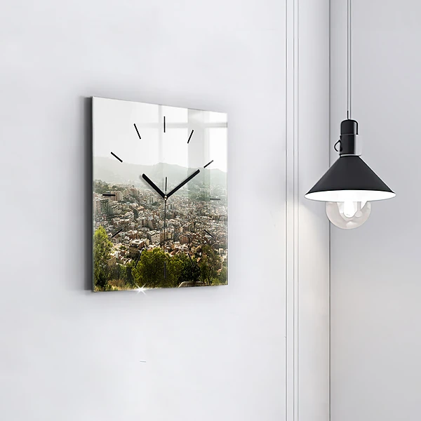 Wanduhr quadratisch Barcelona Blick auf den Montjuic
