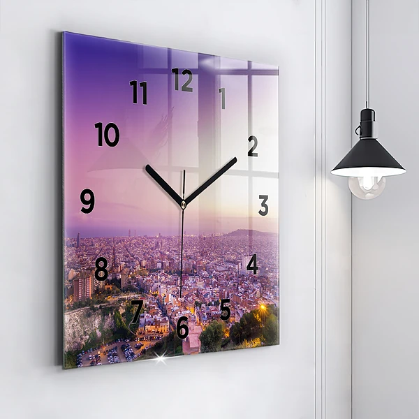 Wanduhr quadratisch Barcelona Bunker El Carmel
