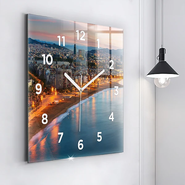 Wanduhr quadratisch Strand von Barcelona