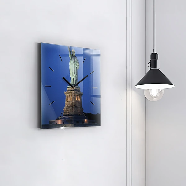 Wanduhr modern quadratisch Freiheitsstatue in New York