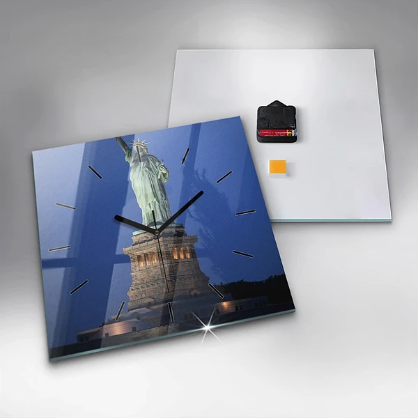 Wanduhr modern quadratisch Freiheitsstatue in New York
