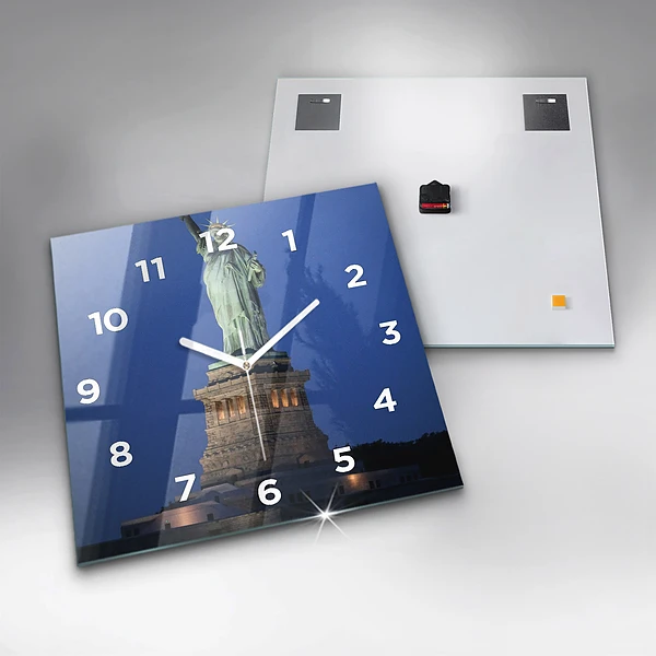 Wanduhr modern quadratisch Freiheitsstatue in New York