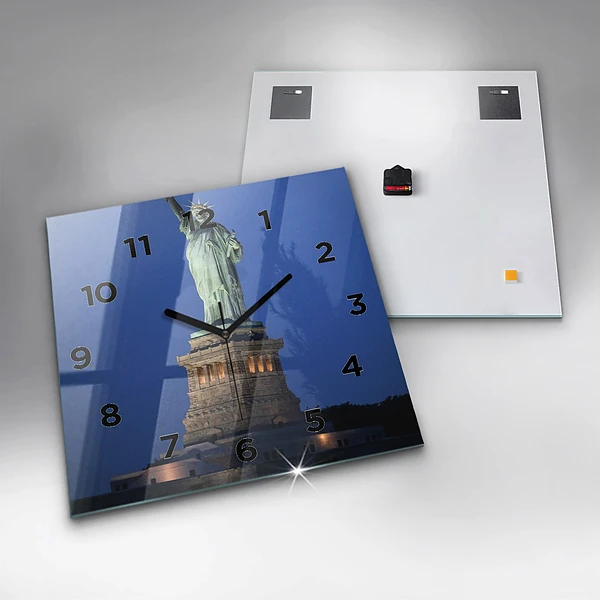 Wanduhr modern quadratisch Freiheitsstatue in New York
