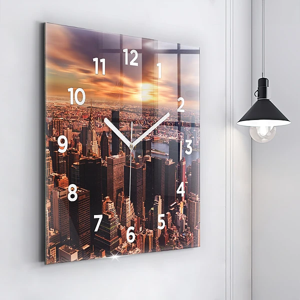 Wanduhr modern quadratisch Panorama der Stadt im Westen