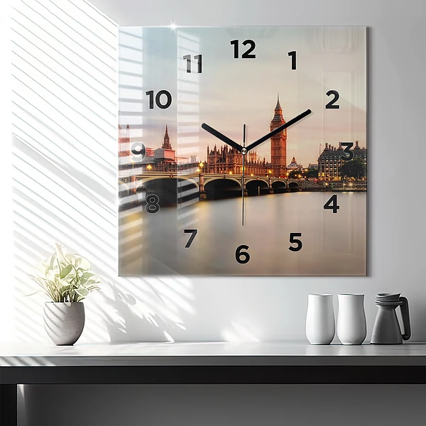 Wanduhr modern quadratisch Big Ben Londoner Skyline