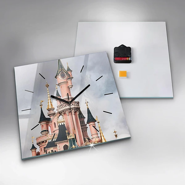Wanduhr modern quadratisch Schloss Disneyland in Paris
