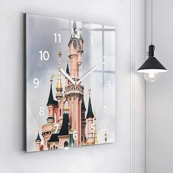 Wanduhr modern quadratisch Schloss Disneyland in Paris