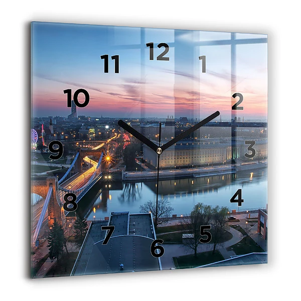 Wanduhr modern quadratisch Wrocław aus einer Drohne