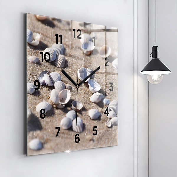Wanduhr quadratisch mit motiv Muscheln am Strand