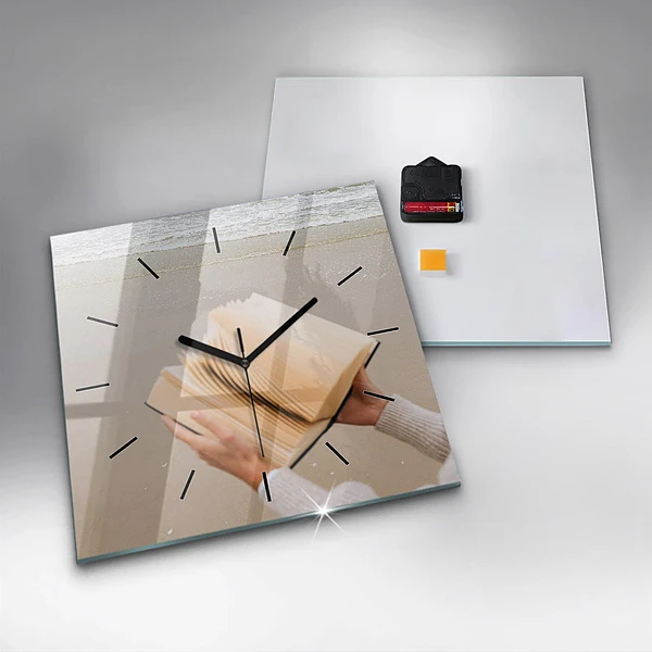 Wanduhr quadratisch Ein Moment mit einem Buch