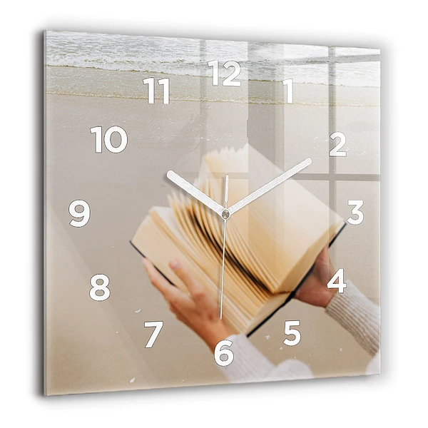 Wanduhr quadratisch Ein Moment mit einem Buch