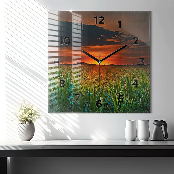 Wanduhr modern quadratisch Sonnenblumen auf einer Wiese