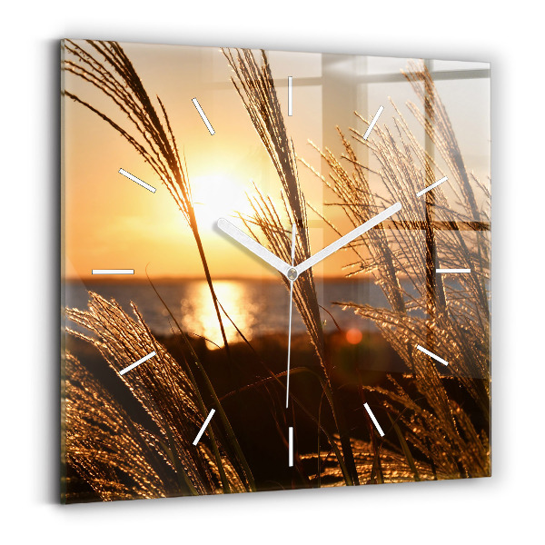 Wanduhr modern quadratisch Weizen zur Goldenen Stunde