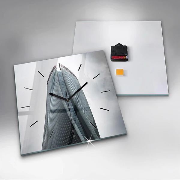 Wanduhr modern quadratisch Mailänder Wolkenkratzer