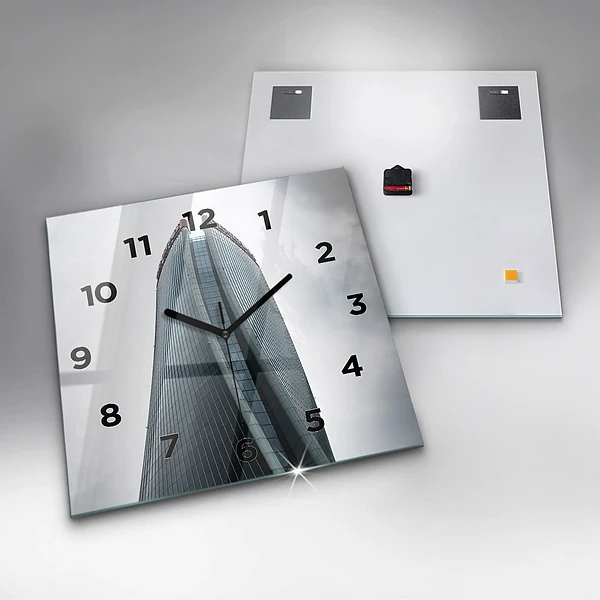 Wanduhr modern quadratisch Mailänder Wolkenkratzer