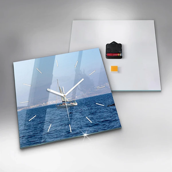 Wanduhr quadratisch mit motiv Yacht auf Teneriffa