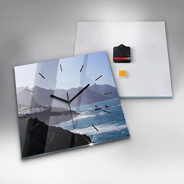 Wanduhr quadratisch mit motiv Berge am Meer