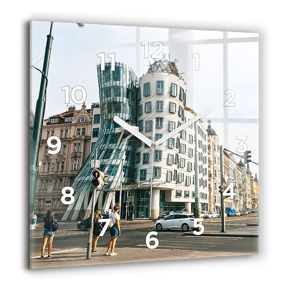 Wanduhr quadratisch Tanzendes Haus Prag