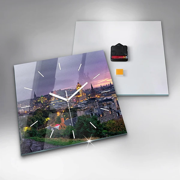 Wanduhr modern quadratisch Edinburgh vom Calton Hill aus