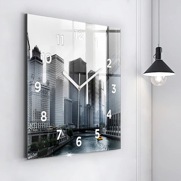 Wanduhr modern quadratisch Boot mit Panoramablick auf die Stadt