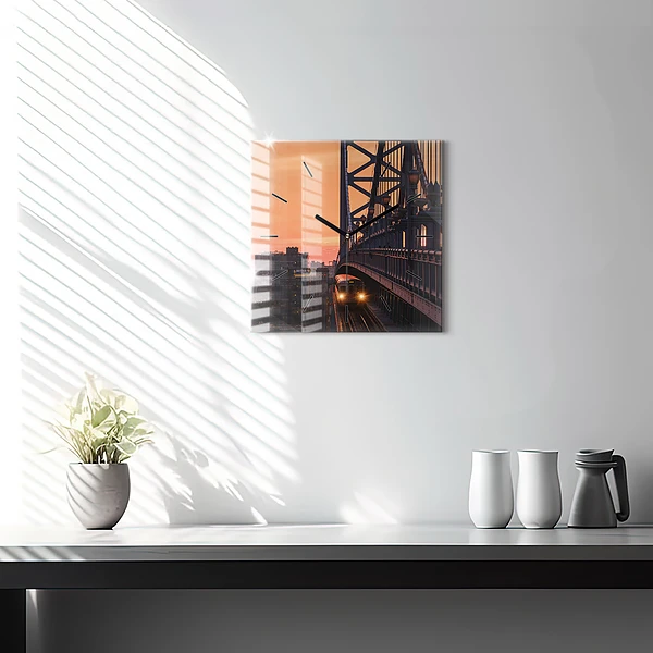 Wanduhr modern quadratisch Benjamin-Franklin-Brücke
