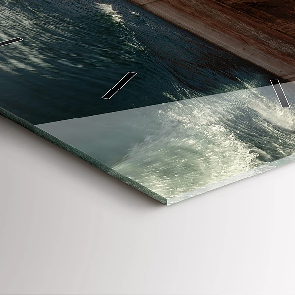 Wanduhr quadratisch mit motiv Person auf Wasserskiern