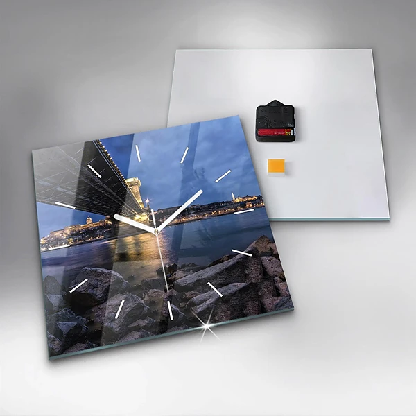 Wanduhr quadratisch mit motiv Felsenufer unter der Brücke