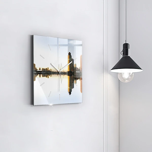 Wanduhr quadratisch mit motiv Stadt am Fluss